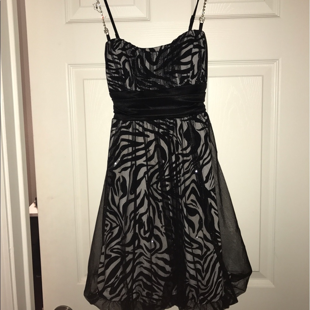 Black and white dress