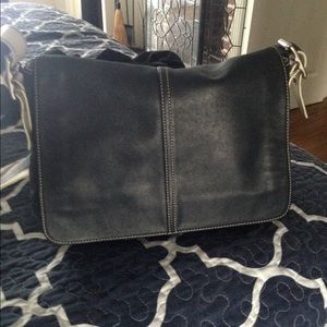 Great navy blue and white Coach bag EUC