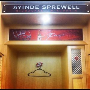 Meet your Posher, Ayinde