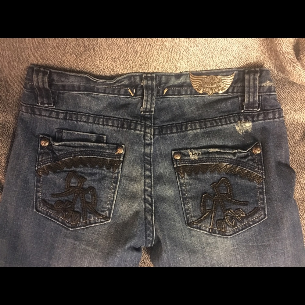 EXPRESS REROCK Distressed Jeans w/ Detail