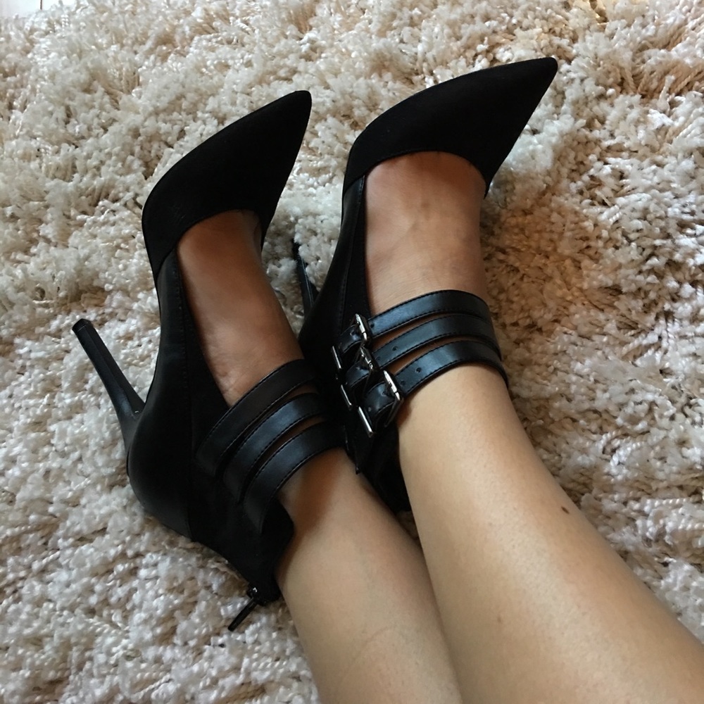 🎉Jessica Simpson Black Heels🎉