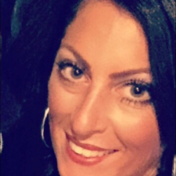 Meet your Posher, Donna - Picture 1 of 1