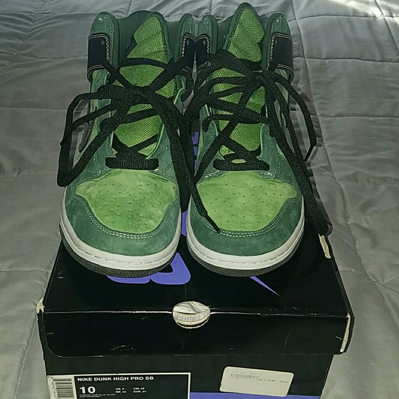 brut dunks