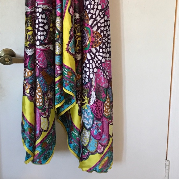 Silk patterned tie up dress - Picture 2 of 5