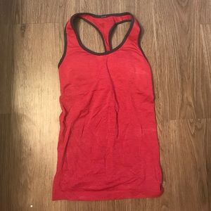 Burgundy Lululemon workout tank
