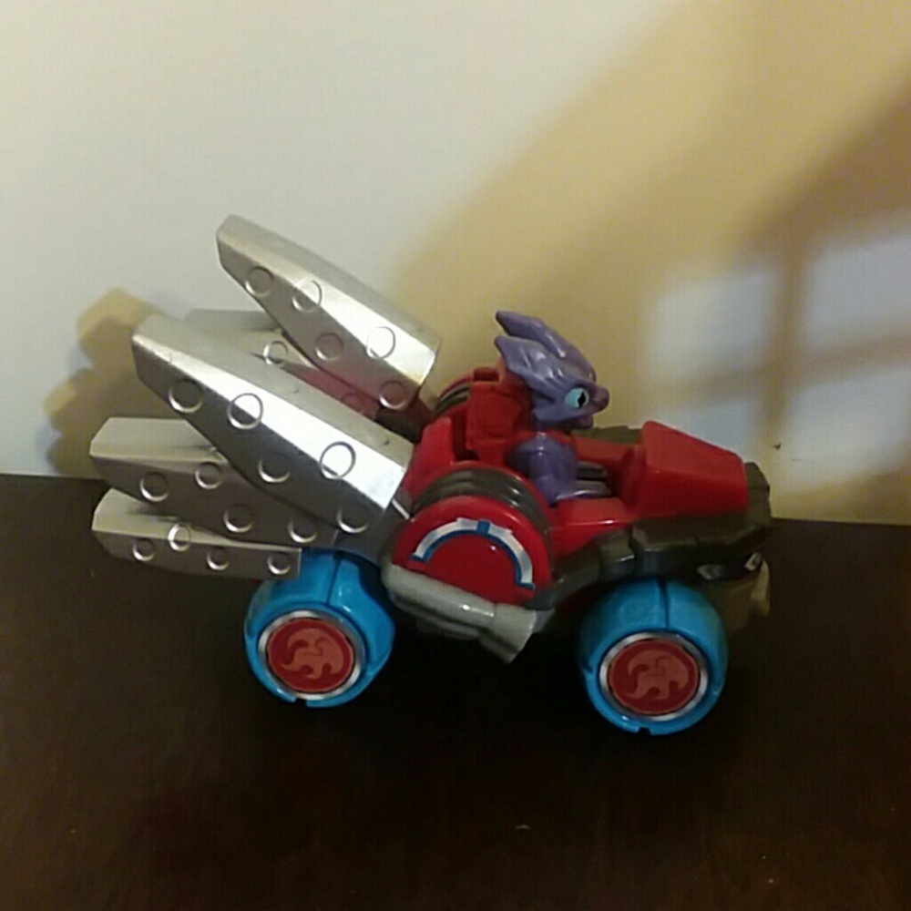 Skylanders car