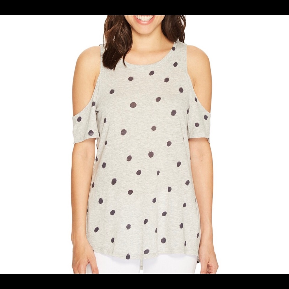 Two by Vince camuto top
