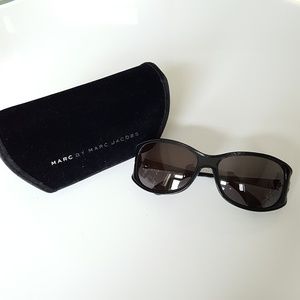 (New) Marc by Marc Jacobs sunglass (new)