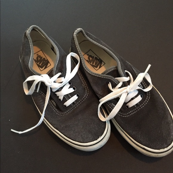 Vans Shoes - EUC Unisex Grey Suede Vans