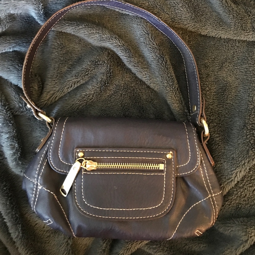 Small navy nine west purse
