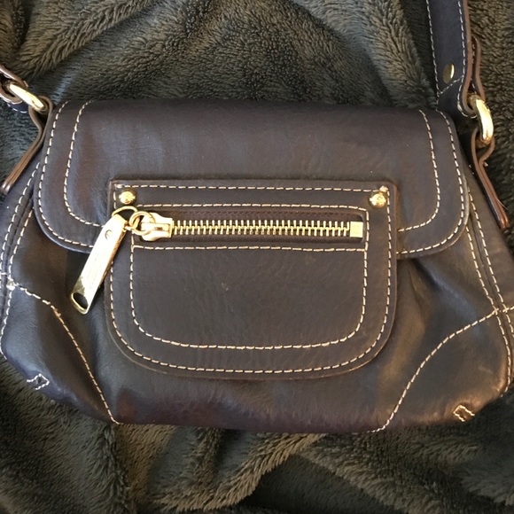 Small navy nine west purse - Picture 2 of 5