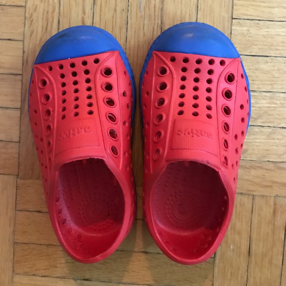 Red and Blue Natives - Size 5