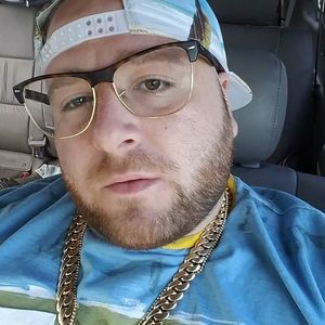 Meet your Posher, Eli