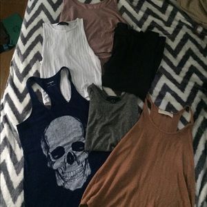 ‼️6 TEE & TANKS BUNDLE SALE‼️