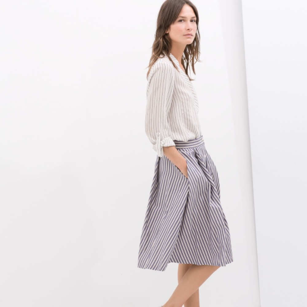 EUC Zara pleated striped skirt size small