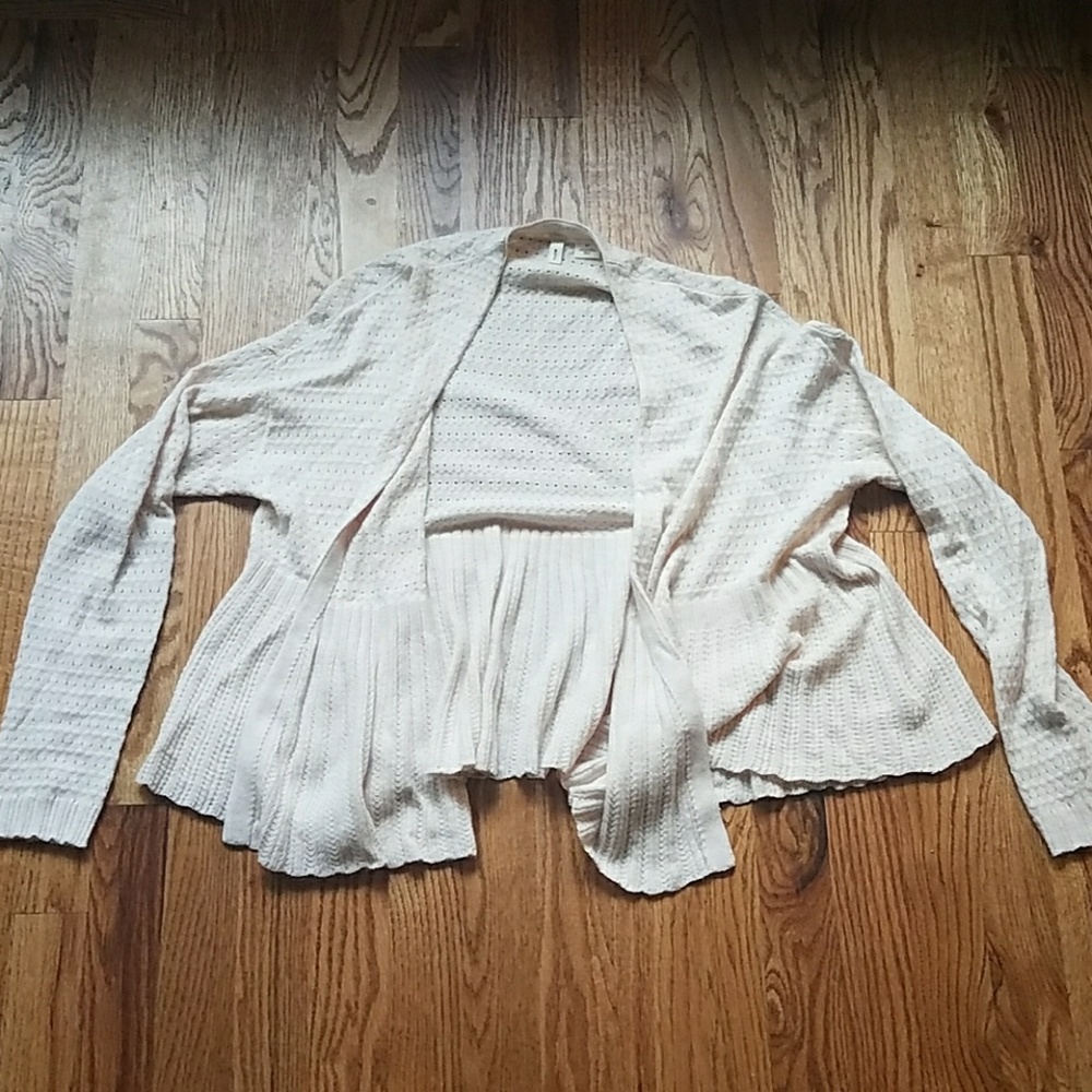 Cream long sleeve cardigan