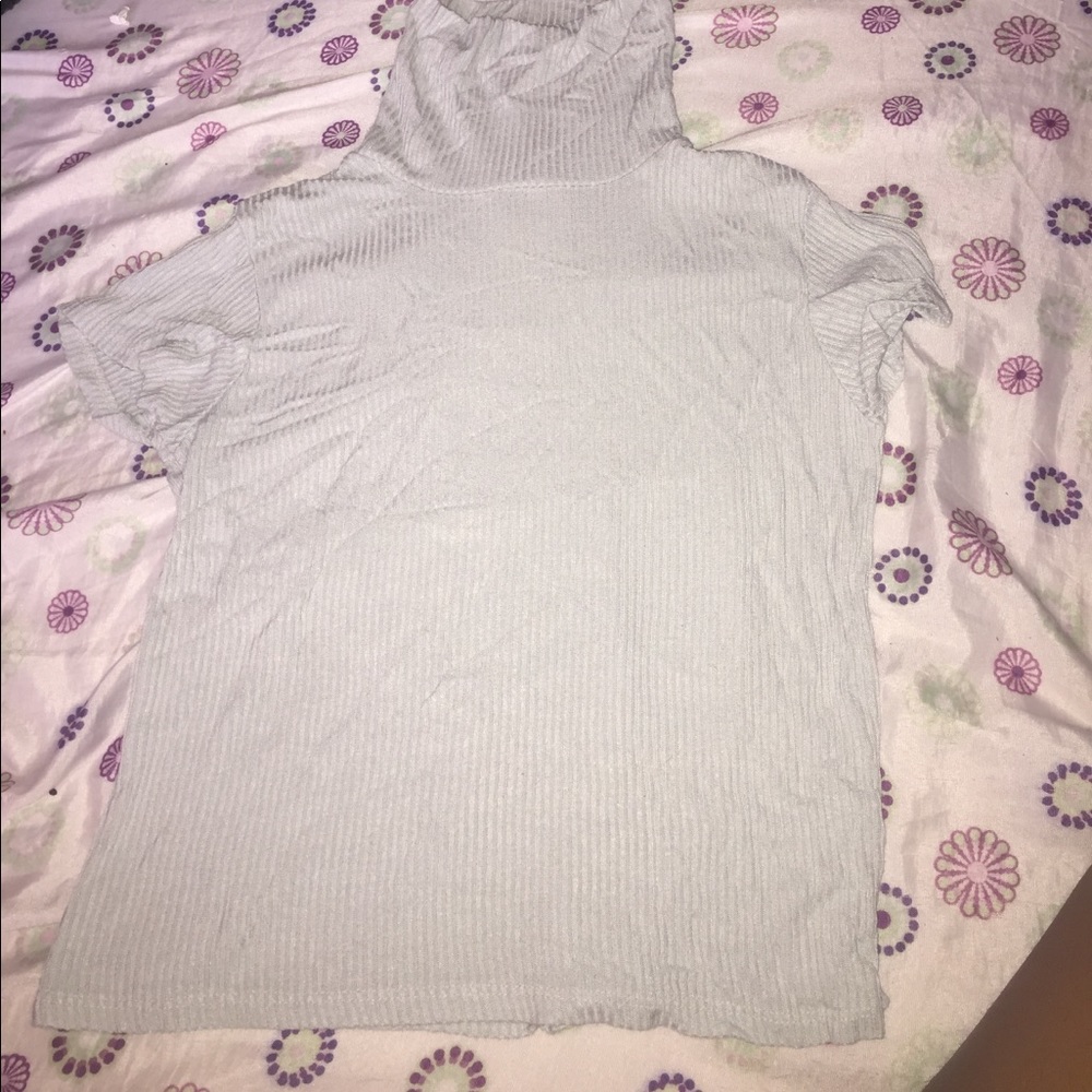 Brandy Melville J Galt short sleeve turtleneck