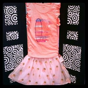 NWT!Adorable girls shirt/skirt set