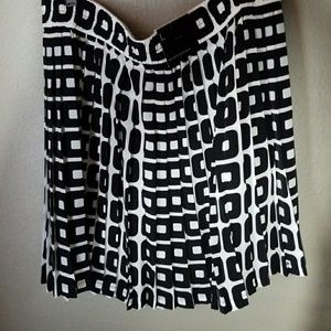 Black and white never worn mini skirt
