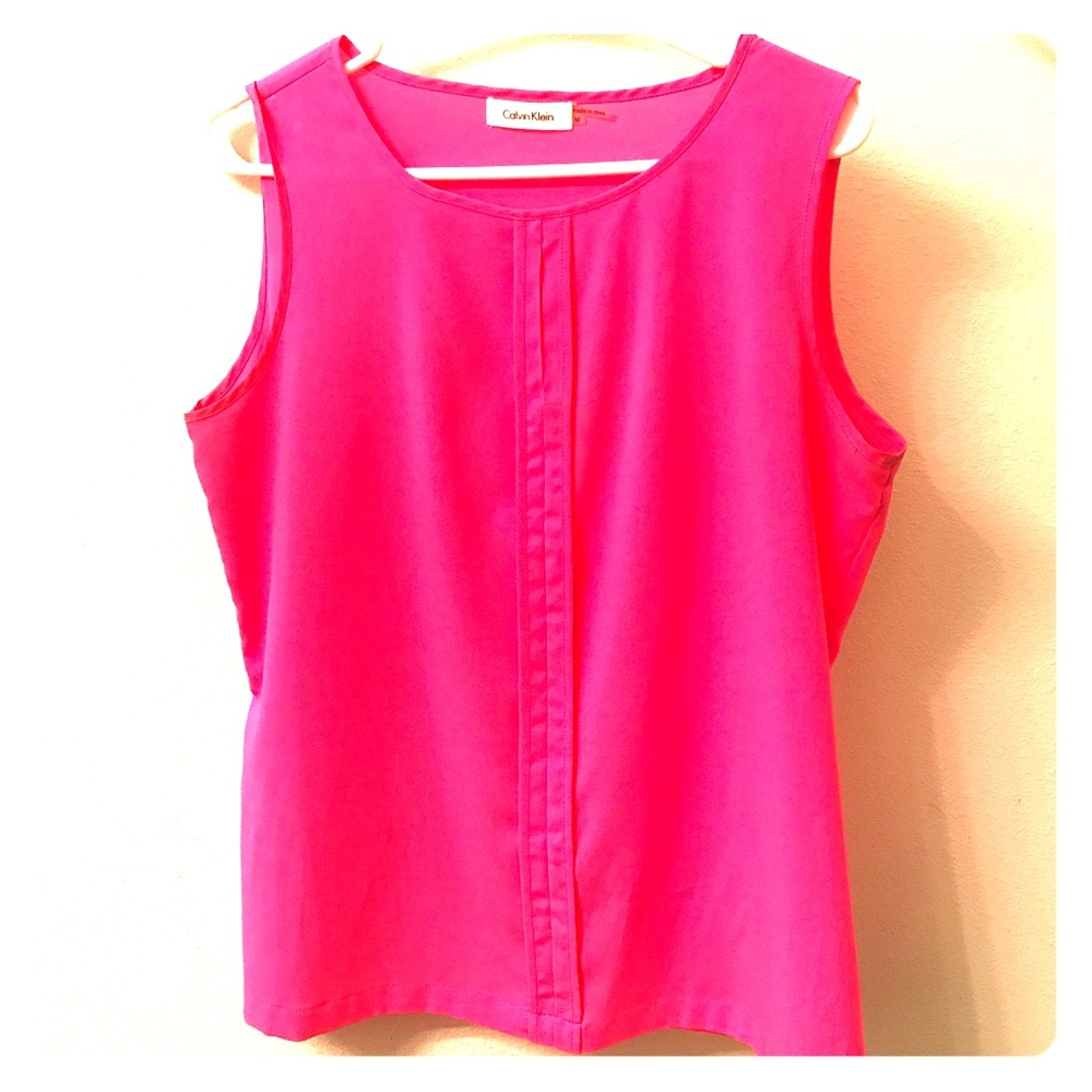 Sleeveless Calvin Cline top