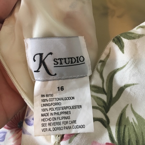 💕 😍 Darling Spring Dress😍 - Picture 3 of 3