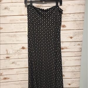 Brand new LulaRoe Maxi in Medium