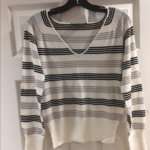 Dorothy Perkins Sweater - Picture 4 of 6