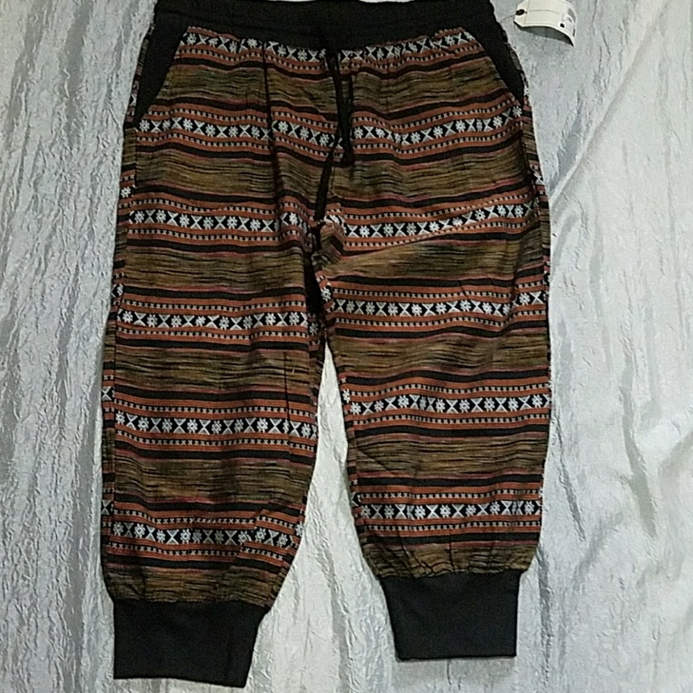 Cropped joggers