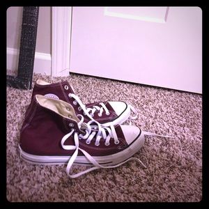 Burgundy high top converse