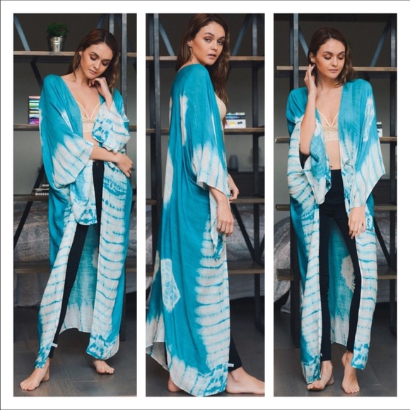 K I M O N O - Picture 2 of 7