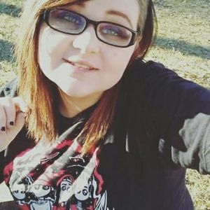 Meet your Posher, Tabitha