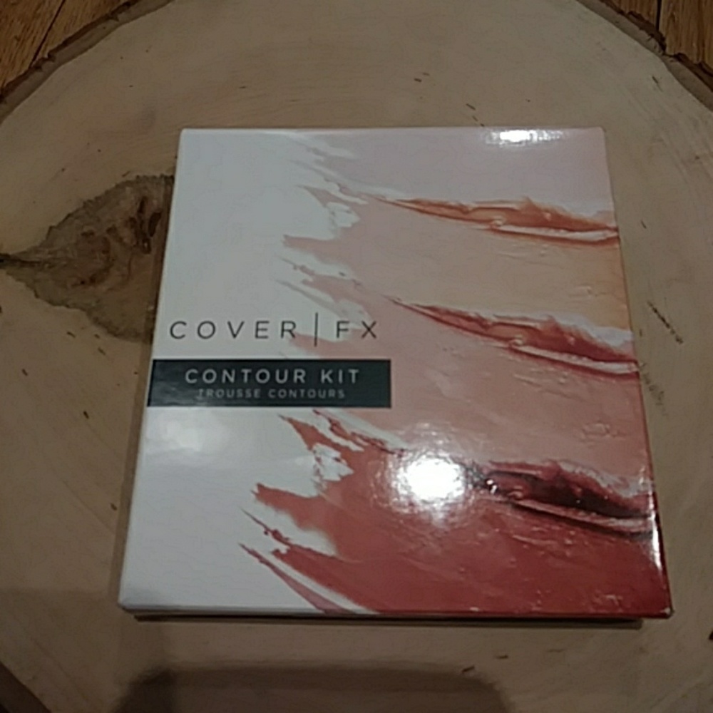NWT Coverfx cream contour kit!!