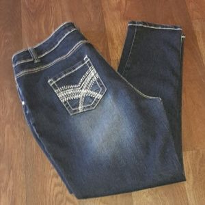 Distressed Skinny Jeans
