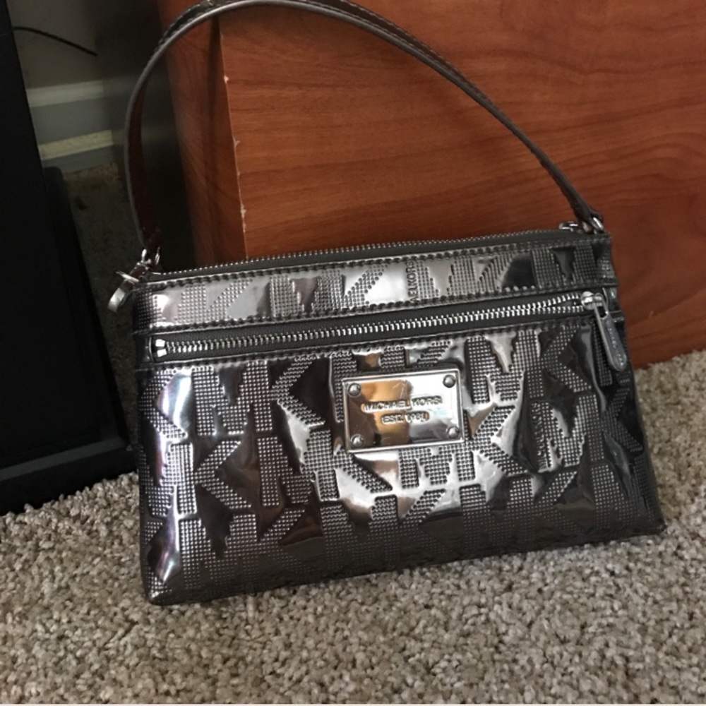 Michael Kors Wristlet