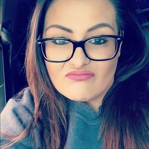 Meet your Posher, Allison