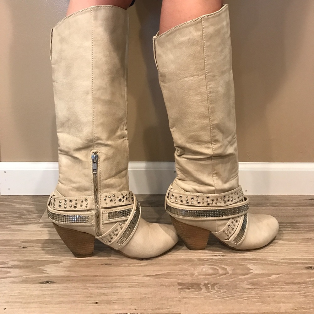 Buckle Boots