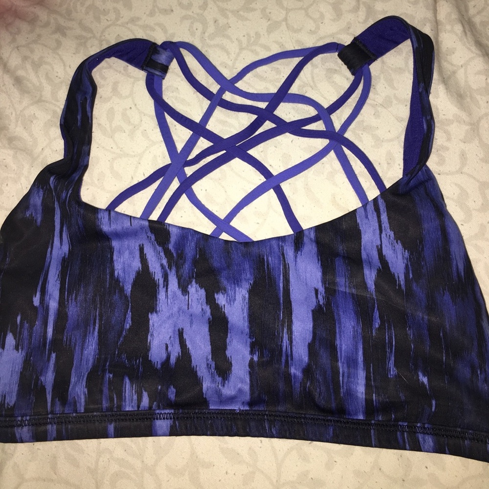 Lulu lemon sports bra