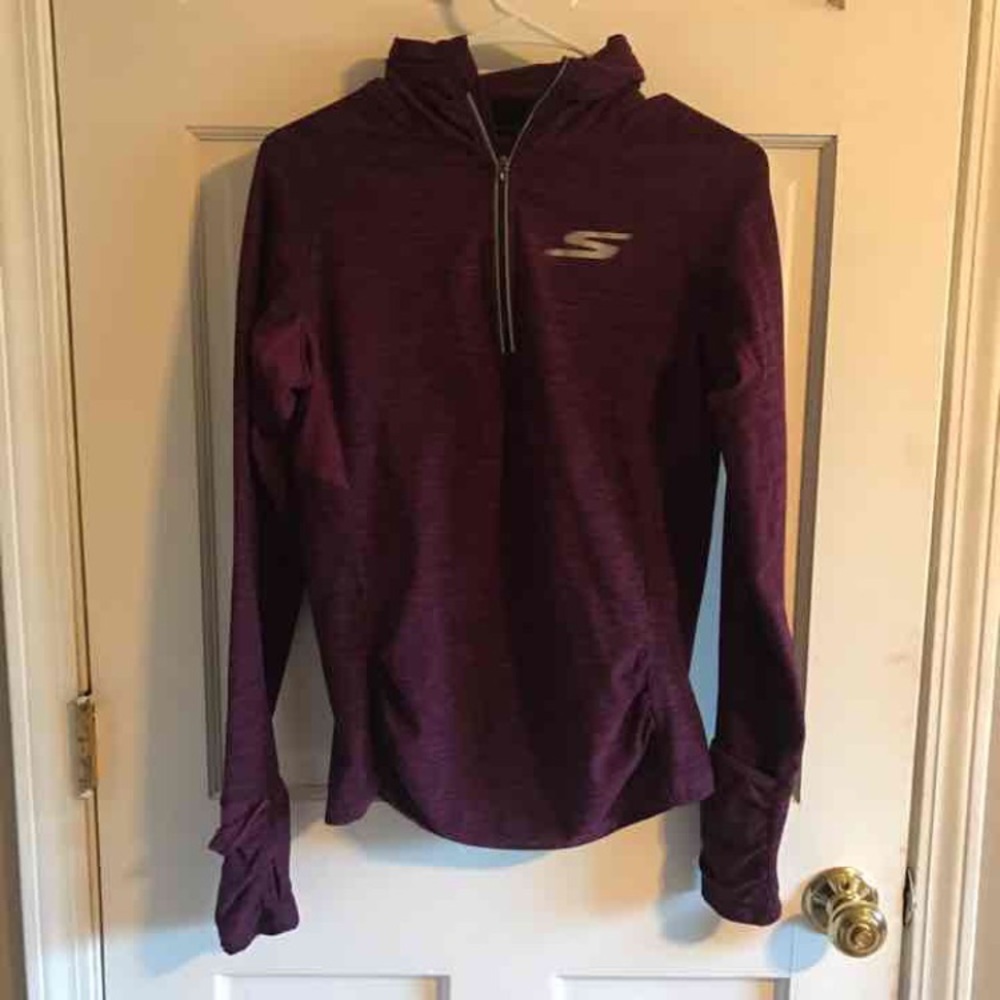 Skechers crew neck