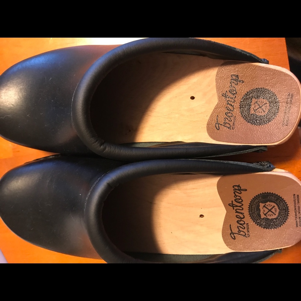 Mens Troentorp clogs, 48, NWOB, never worn