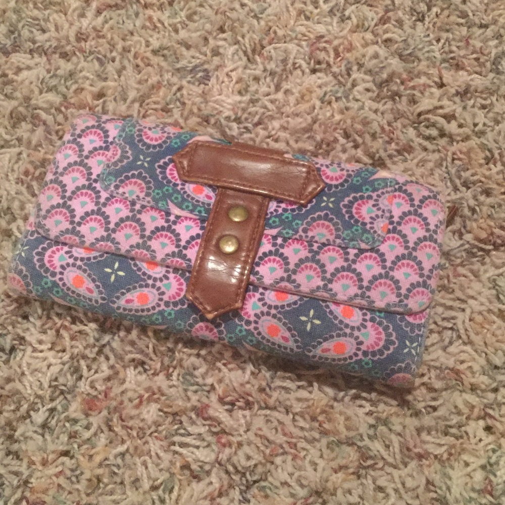Purple patterned wallet