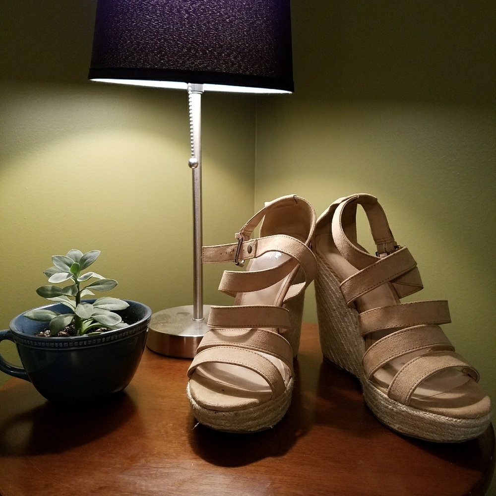 Mossimo Nude Wedges