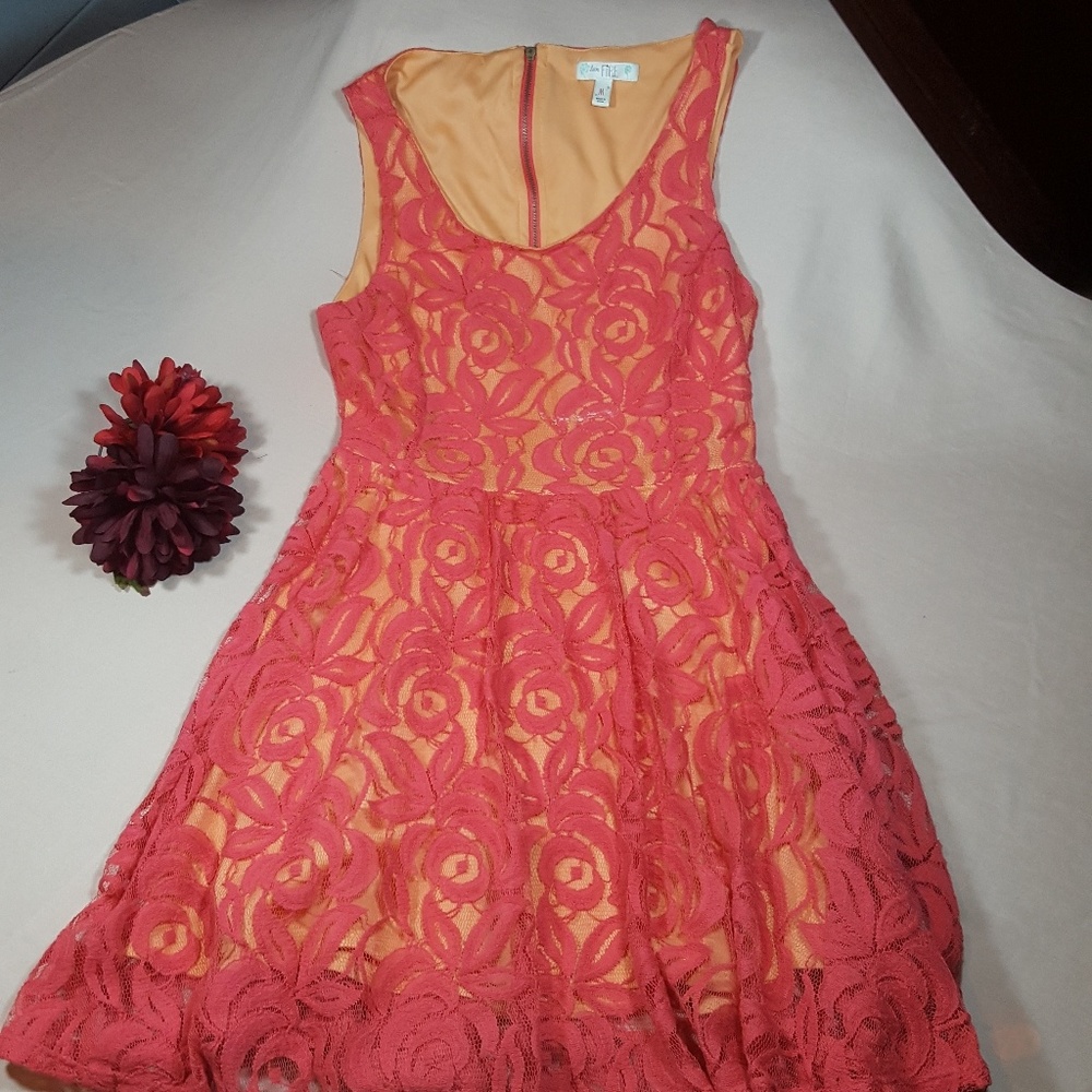 Love Fire Lace Dress