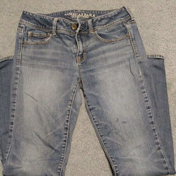American Eagle Jeans - Picture 2 of 4