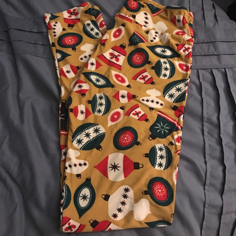 Brand New OS Lularoe Holiday Legging