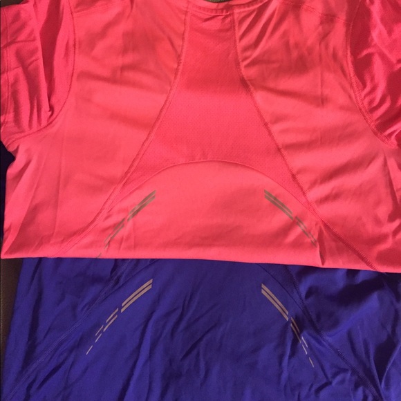 Bundle of 2 Cycle Shirts - Picture 3 of 4