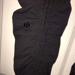 Lulu Lemon ribbed calf high waisted yoga pants
