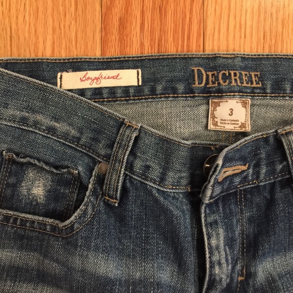 Boyfriend jeans. - Picture 2 of 3