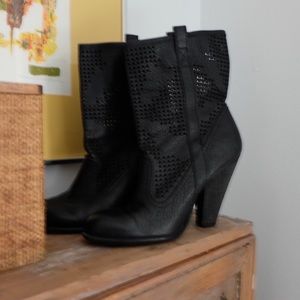 Sam Edelman Black Ankle Boots Size 6.5