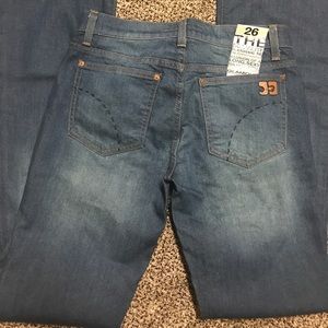 Joe's jeans with tags Socialite Classic Fit
