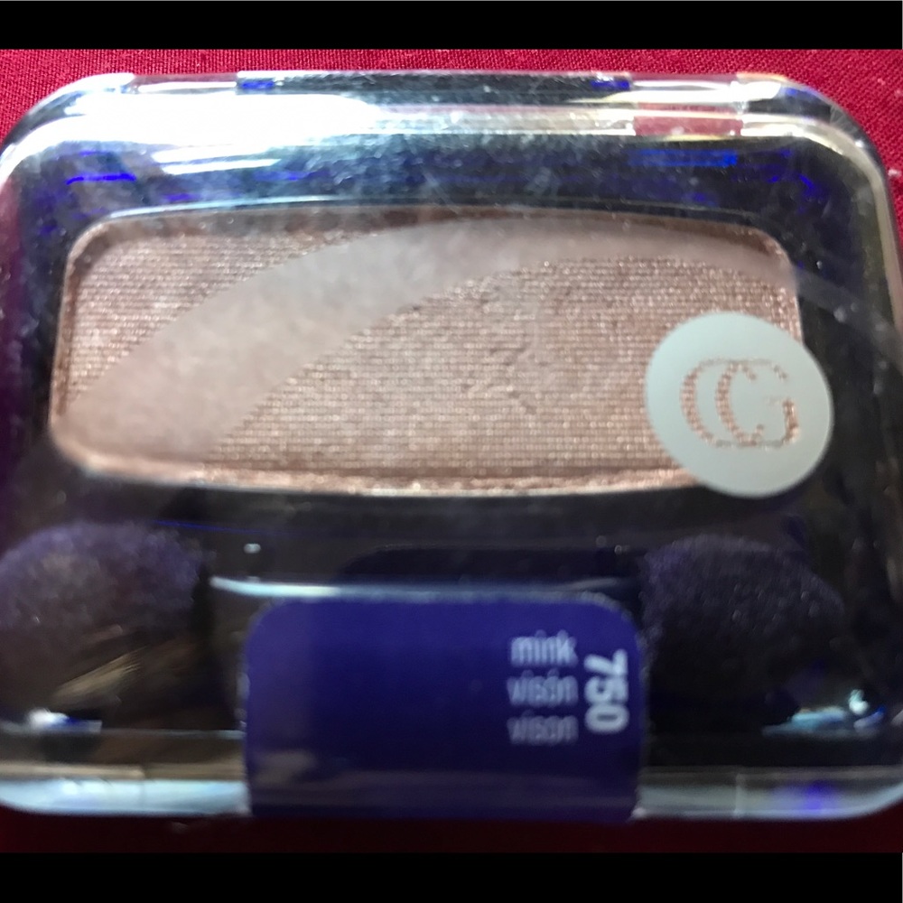 Eye shadow